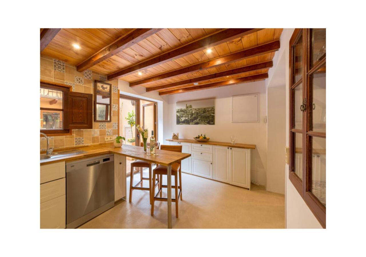 Апарт отель Boutique Hostal "Born53" Im Stadtkern Von Llucmajor, Mallorca Льюкмайор Экстерьер фото